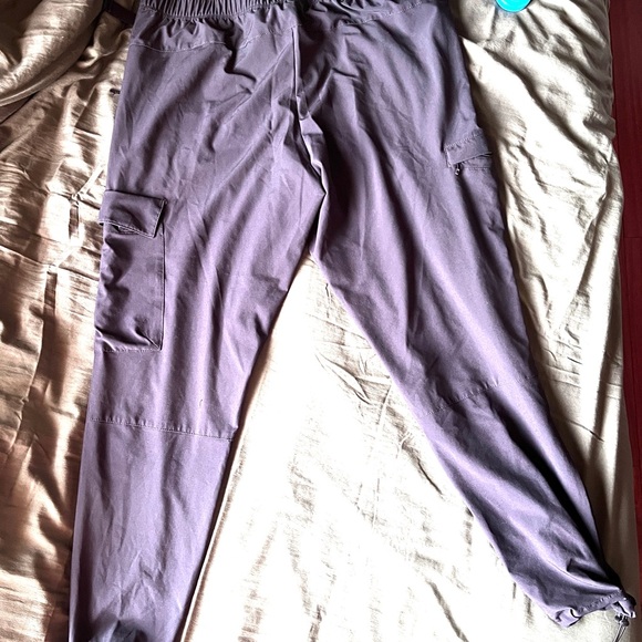 NORTH FACE BLACK HIKING PANTS - Picture 5 of 7